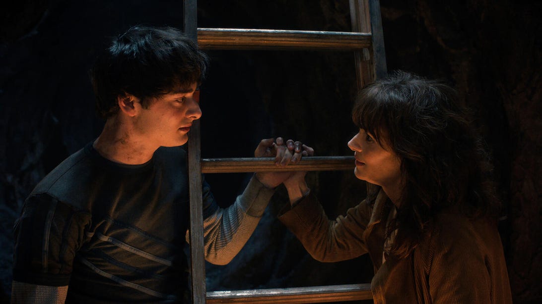 Noah Schnapp and Winona Ryder, Stranger Things