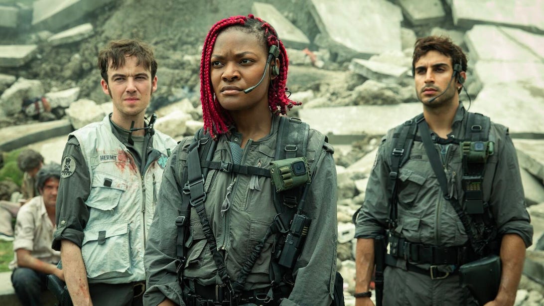 Alex Lawther, Diêm Camille, and Moe Bar-El, Alien: Earth