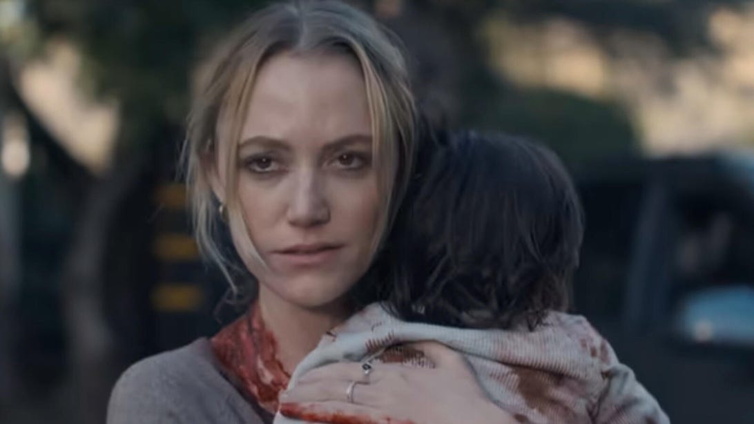 Maika Monroe, The Hand That Rocks the Cradle